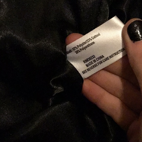 NWOT Gallery Woman Faux Leather Black Jacket - Picture 5 of 6